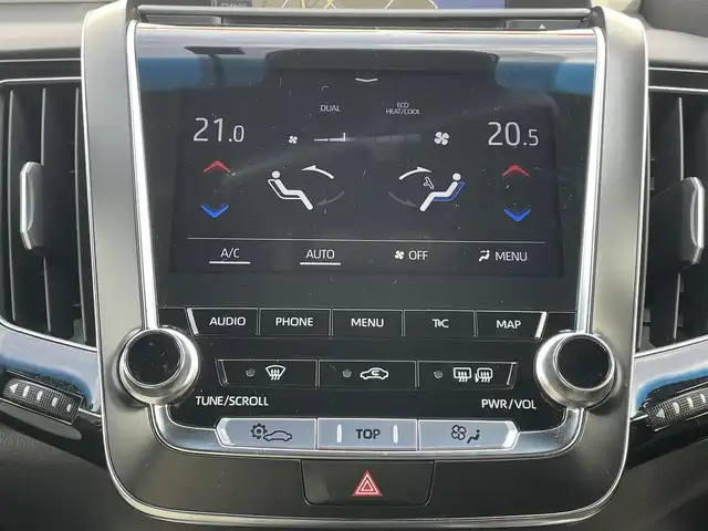 トヨタ クラウン ハイブリッド RS 山口県 2018(平30)年 6.1万km 白 純正ナビ/SD/FM/AM/BT/ETC/クルーズコントロール/バックカメラ/全周囲カメラ/衝突軽減ブレ―キ/オートホールド/オートライト/レーンアシスト/ドアバイザー/純正フロアマット/電動格納ミラー