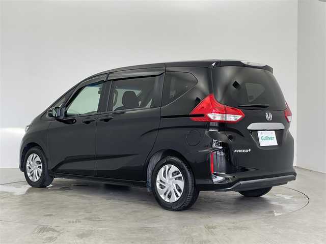 ホンダ フリード＋ G 埼玉県 2016(平28)年 7.7万km クリスタルブラックパール 純正メモリーナビ/【CD/DVD/Bluetooth/フルセグ/MusicRack】/バックカメラ/両側電動スライドドア/前後ドライブレコーダー/ステアリングリモコン/LEDオートライト/オートエアコン/ビルトインETC
