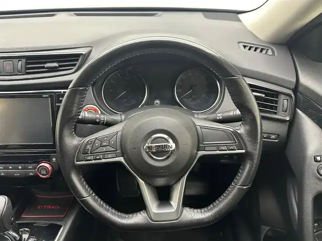 日産 エクストレイル 20X 兵庫県 2017(平29)年 4.2万km ダイヤモンドブラック 純正SDナビ（MM517D-L）/（CD、DVD、SD、BD、BT、フルセグ）/ドライブレコーダー/バックカメラ/コーナーセンサー/エマージェンシーブレーキ/アイドリングストップ/パワーバックドア/ルーフレール/全席シートヒーター/科プシンシート/４WD/ETC/LEDヘッドライト/フォグランプ/純正18インチAW/純正フロアマット/純正バイザー/スペアキー1本