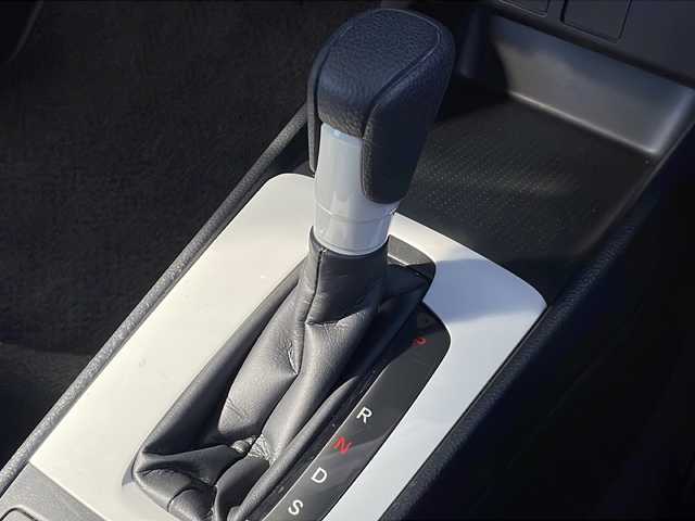 ホンダ フィット ベーシック 長野県 2020(令2)年 3.5万km クリスタルブラックパール ４WD/ギャザーズCD/アイドリングストップ/プッシュスタート/横滑り防止装置