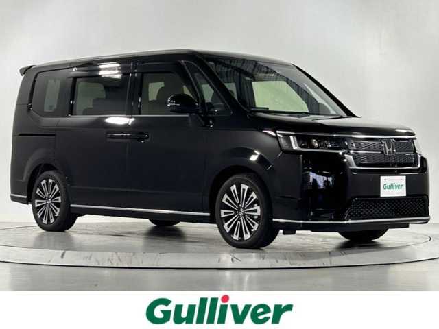 ホンダ ステップワゴン スパーダ プレミアムライン 佐賀県 2025(令7)年 0.3万km クリスタルブラックパール 純正11.4インチナビ/CD/DVD/フルセグTV/Bluetooth/両側パワースライドドア/ホンダセンシング/衝突軽減ブレーキ/路外逸脱抑制機能/ブラインドスポットモニター/標識認識機能/リアパーキングセンサー/先行者発進告知/全周囲カメラ/電動リアゲート/追従付きクルーズコントロール/パドルシフト/シートヒーター/USB入力端子/タイプC充電端子/電動パーキングブレーキ/ブレーキホールド/スマートキー/スペアキー/純正フロアマット/ドアバイザー/純正17インチアルミホイール