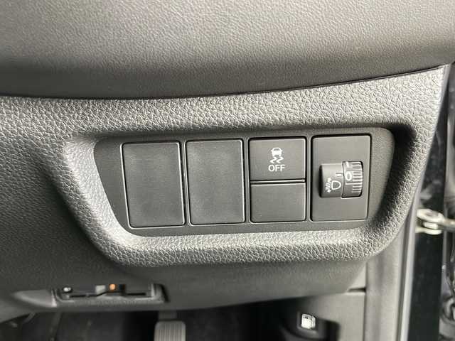 ホンダ ＷＲ－Ｖ Z 愛知県 2024(令6)年 0.9万km クリスタルブラックパール /禁煙車//純正HondaCONNECTナビ//フルセグTV//バックカメラ//ETC//ホンダセンシング//衝突軽減ブレーキ//先行車発進お知らせ//歩行者事故低減ステアリング//路外逸脱抑制機能//標識認識機能//アダプティブクルーズコントロール//レーンキープアシストシステム//誤発進抑制機能(前後方)//急アクセル抑制機能//前後パーキングセンサー//オートハイビーム//フルLEDヘッドライト//オートライト//フロントフォグランプ//プライムスムース&ファブリックコンビシート//トノカバー//純正17インチアルミホイール(切削+ベルリナブラック塗装)//革巻きステアリング//ステアリングスイッチ//パドルシフト//プッシュスタート//電動格納ミラーウィンカー//横滑り防止装置
