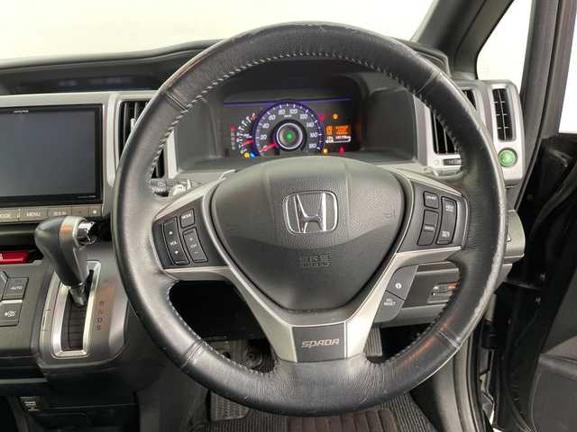 ホンダ ステップワゴン スパーダ Z クールスピリット 道央・札幌 2014(平26)年 14.2万km プレミアムスパークルブラックパール ・4WD/・ALPINE製9インチナビ　/・BT/DVD/CD/SD/フルセグ/・ALPINE製フリップダウンモニター/・コンフォートビューパッケージ/・両側パワースライドドア/・クルーズコントロール/・HIDオートライト/・フォグランプ/・スマートキー×2/・社外エンジンスターター/・パドルシフト/・アイドリングストップ/・ETC/・ハーフレザーシート