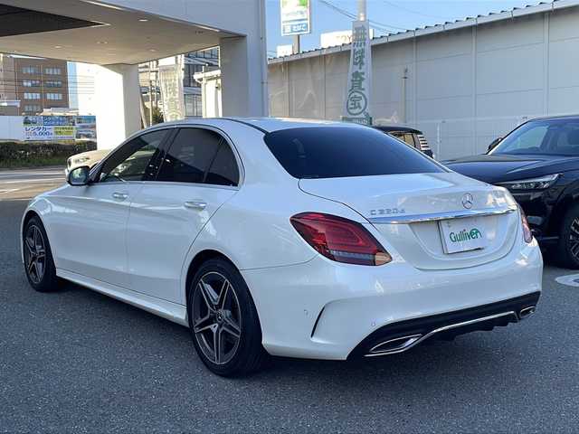 メルセデス・ベンツ Ｃ２２０ｄ アバンギャルド　AMGライン 福岡県 2019(令1)年 3万km ダイヤモンドホワイト 純正メーカーナビ/Bluetooth対応/フルセグTV/AM/FM/レコーダークルーズコントロール/ブラインドスポットモニター/バックカメラ/ドライブレコーダー（前後）/パワーシート（運転席・助手席メモリ付）/前席シートヒーター/ETC2.0/純正フロアマット/純正アルミホイール/プッシュスタート/黒革シート/アクティブブレーキアシスト/レーンチェンジアシスト/アップルカープレイ/保証書/取扱説明書/スペアキー/スマートキー