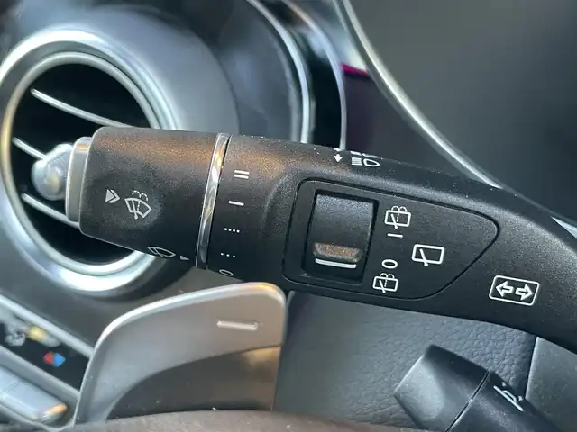 メルセデス・ベンツ ＧＬＣ２２０ d 4マチック AMGライン 鹿児島県 2021(令3)年 4.6万km ダイヤモンドホワイト 禁煙車/純正ナビ/Bluetooth/バックカメラ/レザーエクスクルーシブパッケージ/パノラミックスライディングルーフ/ブルメスターサウンド/レーダーセーフティーパッケージ/メモリー付レザーパワーシートシート/パワーバックドア/AMG19インチアルミホイール/LEDヘッドライト/ETC/スペアキー