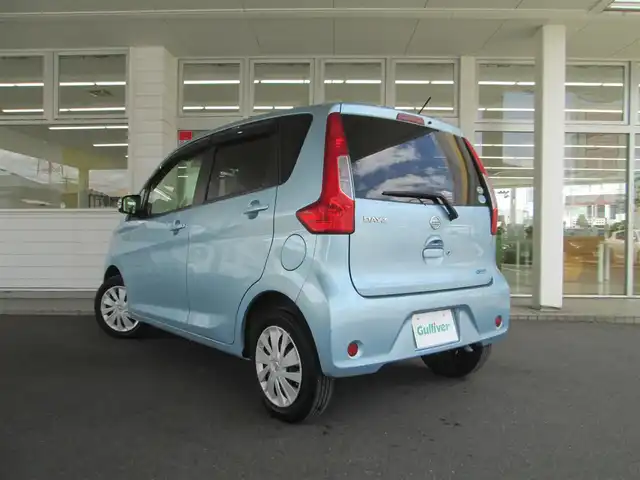 日産 デイズ X 千葉県 2016(平28)年 4.2万km アイスブルー 純正SDカーナビ、フルセグTV/アラウンドビューモニター/オーディオ【CD/BT/USB/AUX】/運転席シートリフター/アイドリングストップ/衝突軽減装置/横滑り防止装置/カーナビ取扱説明書/スペアキー(1本)
