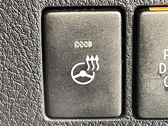 トヨタ アルファード S Cパッケージ 愛知県 2022(令4)年 3.3万km ホワイトパールクリスタルシャイン 純正９インチディスプレイオーディオ/ツインムーンルーフ/純正フリップダウンモニター/両側パワースライドドア/パワーバックドア/レーダークルーズコントロール/プリクラッシュセーフティ/ブラインドスポットモニター/クリアランスソナー/レーンディパーチャーアラート/先行車発進告知/電動パーキングブレーキ/ブレーキホールド/レザーシート/パワーシート【シートメモリー付】/シートヒーター/シートクーラー/ハンドルヒーター/オットマン/バックカメラ/デジタルインナーミラー/前後ドライブレコーダー/ビルトインＥＴＣ２．０/USB入力端子/AC100Vコンセント/ISOFIX/純正フロアマット/純正18インチアルミホイール