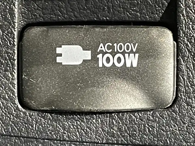 トヨタ アルファード S Cパッケージ 愛知県 2022(令4)年 3.3万km ホワイトパールクリスタルシャイン 純正９インチディスプレイオーディオ/ツインムーンルーフ/純正フリップダウンモニター/両側パワースライドドア/パワーバックドア/レーダークルーズコントロール/プリクラッシュセーフティ/ブラインドスポットモニター/クリアランスソナー/レーンディパーチャーアラート/先行車発進告知/電動パーキングブレーキ/ブレーキホールド/レザーシート/パワーシート【シートメモリー付】/シートヒーター/シートクーラー/ハンドルヒーター/オットマン/バックカメラ/デジタルインナーミラー/前後ドライブレコーダー/ビルトインＥＴＣ２．０/USB入力端子/AC100Vコンセント/ISOFIX/純正フロアマット/純正18インチアルミホイール