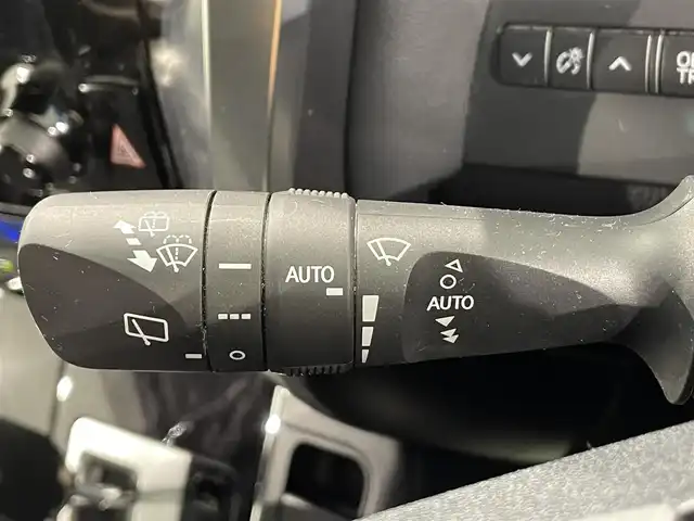 トヨタ アルファード S Cパッケージ 愛知県 2022(令4)年 3.3万km ホワイトパールクリスタルシャイン 純正９インチディスプレイオーディオ/ツインムーンルーフ/純正フリップダウンモニター/両側パワースライドドア/パワーバックドア/レーダークルーズコントロール/プリクラッシュセーフティ/ブラインドスポットモニター/クリアランスソナー/レーンディパーチャーアラート/先行車発進告知/電動パーキングブレーキ/ブレーキホールド/レザーシート/パワーシート【シートメモリー付】/シートヒーター/シートクーラー/ハンドルヒーター/オットマン/バックカメラ/デジタルインナーミラー/前後ドライブレコーダー/ビルトインＥＴＣ２．０/USB入力端子/AC100Vコンセント/ISOFIX/純正フロアマット/純正18インチアルミホイール