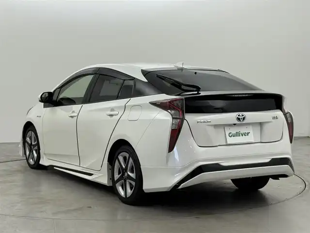 トヨタ プリウス S ツーリングセレクション 福岡県 2018(平30)年 7.2万km ホワイトパールクリスタルシャイン モデリスタエアロ　/純正９型ナビ／フルセグＴＶ　/バックカメラ　/レーダークルーズコントロール　/衝突軽減ブレーキ　/レーンキープ　/横滑り防止装置　/オートマチックハイビーム　/シートヒーター　/純正１７インチＡＷ