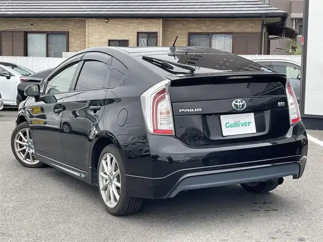 トヨタ プリウス S 長崎県 2014(平26)年 13.6万km ブラック 社外SDナビ/CD/DVD/BT/フルセグTV/バックカメラ/モデリスタエアロ/社外17インチAW/LEDヘッドライト/ETC