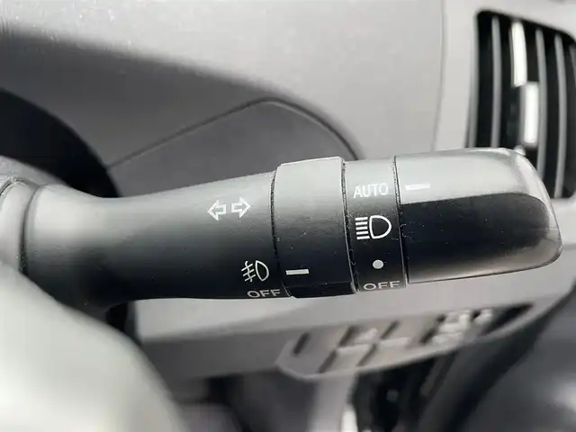 トヨタ プリウス S 長崎県 2014(平26)年 13.6万km ブラック 社外SDナビ/CD/DVD/BT/フルセグTV/バックカメラ/モデリスタエアロ/社外17インチAW/LEDヘッドライト/ETC