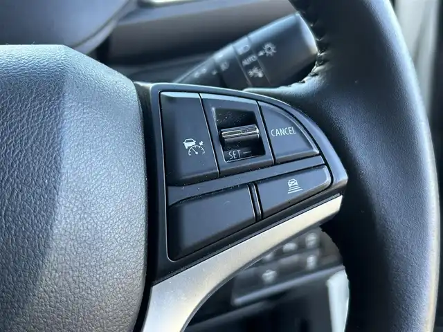 スズキ ソリオ HV MZ 静岡県 2021(令3)年 5.4万km ピュアホワイトP 純正9インチナビ/フルセグ/全周囲カメラ/両側パワースライドドア/ヘッドアップディスプレイ/スズキ セーフティ サポート/シートヒーター/コーナーセンサー/プッシュスタート/スマートキー/LEDヘッドライト/フォグライト