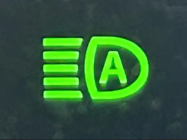 スズキ ソリオ HV MZ 静岡県 2021(令3)年 5.4万km ピュアホワイトP 純正9インチナビ/フルセグ/全周囲カメラ/両側パワースライドドア/ヘッドアップディスプレイ/スズキ セーフティ サポート/シートヒーター/コーナーセンサー/プッシュスタート/スマートキー/LEDヘッドライト/フォグライト