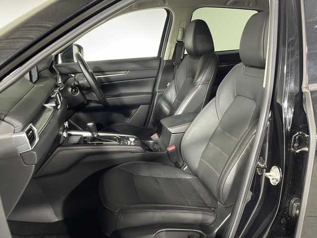 マツダ ＣＸ－５ XD Lパッケージ 神奈川県 2017(平29)年 4.9万km ジェットブラックマイカ 純正SDナビ/（CD/DVD/BT/AM/FM/USB/AUX）/フルセグTV/バックカメラ/サイドカメラ/レーダークルーズコントロール/BSM/衝突軽減ブレーキ/レーンキープアシスト/黒革シート（D/N席パワーシート）/運転席シートメモリー/シートヒーター/ハンドルヒーター/ヘッドアップディスプレイ/パワーバックドア/電動パーキングブレーキ/オートホールド機能/ETC/スマートキー×2