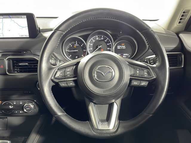 マツダ ＣＸ－５ XD Lパッケージ 神奈川県 2017(平29)年 4.9万km ジェットブラックマイカ 純正SDナビ/（CD/DVD/BT/AM/FM/USB/AUX）/フルセグTV/バックカメラ/サイドカメラ/レーダークルーズコントロール/BSM/衝突軽減ブレーキ/レーンキープアシスト/黒革シート（D/N席パワーシート）/運転席シートメモリー/シートヒーター/ハンドルヒーター/ヘッドアップディスプレイ/パワーバックドア/電動パーキングブレーキ/オートホールド機能/ETC/スマートキー×2