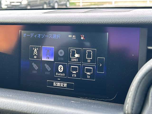 レクサス ＩＳ 300h Fスポーツ モードプラス 佐賀県 2016(平28)年 3.5万km ホワイトノーヴァガラスフレーク 黒革シート/純正SDナビゲーション/・Bluetooth/CD/DVD/SD/フルセグTV/バックカメラ/プリクラッシュセーフティ【PCS】/レーンデイパーチャーアラート【LDA】/レーダークルーズコントロール/ブラインドスポットモニター【BSM】/クリアランスソナー/前方ドライブレコーダー/F SPORT専用本革Ltexスポーツシート/・DN席パワーシート/・DN席シートヒーター/シートベンチレーション/・D席メモリシート/革巻きステアリング/パドルシフト/スマートキー/ステアリングリモコン/オートマチックハイビーム/ビルトインETC/純正18インチアルミホイール/純正フロアマット/スペアキー1本