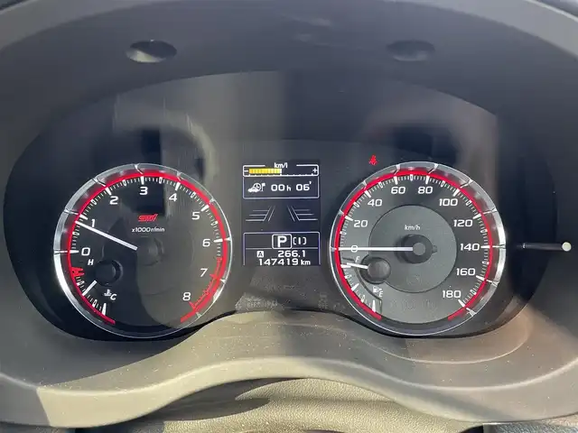 スバル レヴォーグ 2．0STIスポーツアイサイト 岐阜県 2017(平29)年 14.8万km ダークグレーメタリック 4WD/アイサイト/純正ナビ/【Bluetooth．AUX.SD.CD.DVD.AM/FMラジオ．】/レザーシート/パワーシート・シートメモリー付/シートヒーター/ダウンヒルアシストコントロール/スマートキー/バック・サイドカメラ/ETC/ドライブレコーダー/純正アルミホイール/LEDヘッドライト・オート機能付/フォグライト/ウィンカーミラー/純正フロアマット/積み込みスタッドレスタイヤ/取扱説明書/保証書