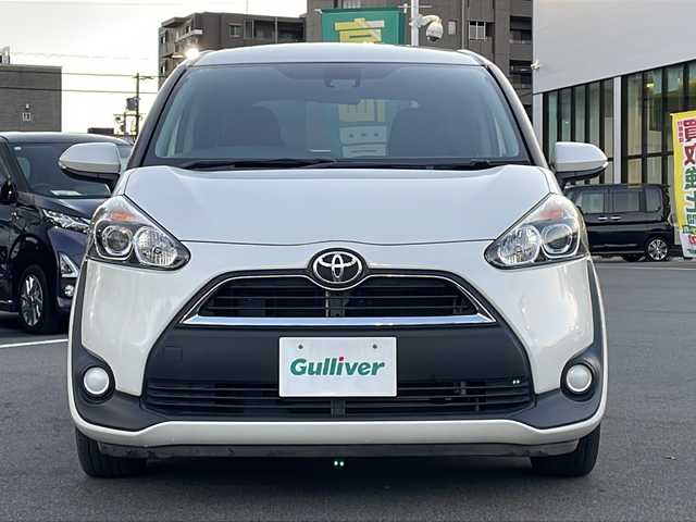 トヨタ シエンタ G 長野県 2016(平28)年 3.7万km ホワイトパールクリスタルシャイン 社外ナビ/【CN-RS02WD】/DVD再生可能/フルセグTV/バックカメラ/BluetoothAudio/両側パワースライドドア/セーフティセンス/・プリクラッシュセーフティ/・レーンディパーチャーアラート/・オートマチックハイビーム/・先行車発進告知機能/ビルトインETC/革巻きステアリング/ステアリングスイッチ/アイドリングストップ/スマートキー/プッシュスタート/電動格納ミラー/純正フロアマット/オートライト