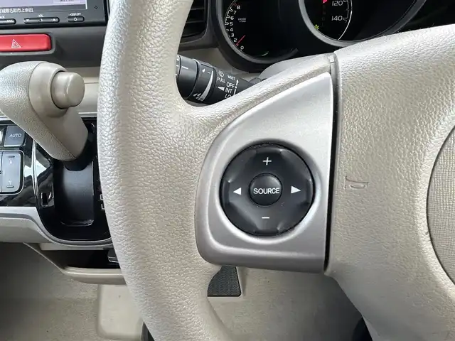 ホンダ Ｎ ＢＯＸ G Lパッケージ 宮城県 2014(平26)年 5.8万km カトラリーシルバーM ワンオーナー/純正SDナビ/【CD・DVD・BT・USB・ワンセグTV】/バックカメラ/左側パワースライドドア/横滑り防止装置/電動格納ミラー/ヘッドライトレベライザー/純正14インチAW/スマートキーX２/ETC