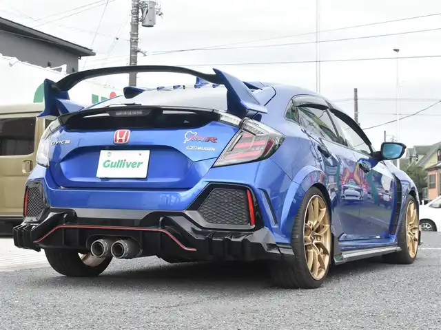 ホンダ シビック タイプR 神奈川県 2019(令1)年 2.4万km ブリリアントスポーティブルーメタリック2トーン 無限　フルエアロ/無限　ステアリング/無限　フルチタンマフラー/無限　シフトノブ/無限　クイックシフター/無限　サイドミラー/無限　ラゲージマット/RAYS VOLKレーシングG-02/純正ナビVXM-195VFi/フルセグテレビ/DVD/CD/Bluetooth/バックカメラ/ETC/スマートキースペアあり/クルーズコントロール/LEDヘッドライト/アンビエントライト/ミラー型レーダー探知機/OPフォグランプ/純正ホイールあり/純正ステアリングあり/保証書/取扱説明書/記録簿R2.4.5.6あり