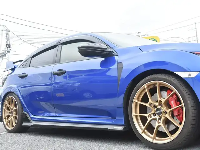 ホンダ シビック タイプR 神奈川県 2019(令1)年 2.4万km ブリリアントスポーティブルーメタリック2トーン 無限　フルエアロ/無限　ステアリング/無限　フルチタンマフラー/無限　シフトノブ/無限　クイックシフター/無限　サイドミラー/無限　ラゲージマット/RAYS VOLKレーシングG-02/純正ナビVXM-195VFi/フルセグテレビ/DVD/CD/Bluetooth/バックカメラ/ETC/スマートキースペアあり/クルーズコントロール/LEDヘッドライト/アンビエントライト/ミラー型レーダー探知機/OPフォグランプ/純正ホイールあり/純正ステアリングあり/保証書/取扱説明書/記録簿R2.4.5.6あり