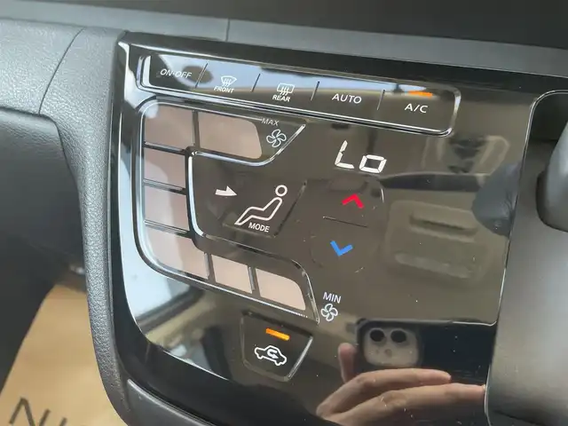 日産 ルークス HWS Gターボ プロパイロットED 群馬県 2021(令3)年 1.9万km フローズンバニラパール 純正SDナビ/(AM/FM/BT/TV/CD/DVD/USB/SD)/両側パワースライドドア/アラウンドビューモニター/プロパイロット/クリアランスソナー/エマージェンシーブレーキ/車線逸脱警報/車線逸脱防止支援/先行車発進お知らせ機能/標識認識機能/AUTOライト/ETC/前方ドライブレコーダー/純正フロアマット/純正ドアバイザー/ステアリングリモコン/後席サンシェード/保証書/取扱説明書/スペアキー1