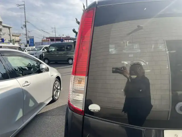 スズキ パレット L 和歌山県 2012(平24)年 7.1万km 黒 (株)IDOMが運営する【じしゃロン和歌山店】の自社ローン専用車両になります。こちらは現金またはオートローンご利用時の価格です。自社ローンご希望の方は別途その旨お申付け下さい/両側イージークローザー/プッシュスタート/スマートキー/パワーステアリング/LEDライト/ダブルエアバック/ABS