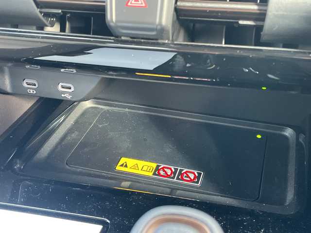 トヨタ アルファードハイブリット エグゼクティブ ラウンジ 埼玉県 2025(令7)年 0.2万km ライムホワイトパールクリスタルシャイン ワンオーナー/左右独立ムーンルーフ/ベージュレザーシート/全席シートヒーター＆ベンチレーション/全席パワーシート（Ｄ席メモリ機能付）/純正１４インチナビ＆フルセグＴＶ/（ＢＴ＆ＡｐｐｌｅＣａｒＰｌａｙ＆ＨＤＭＩ）/ＪＢＬプレミアムサウンド/１４インチリアエンタ－テイメントシステム/パラミックビューモニター/ビルトインＥＴＣ２．０/デジタルインナーミラー/ドライブレコーダー/両側パワースライドドア/ユニバーサルステップ/モデリスタエアロ（Ｆ＆Ｓ＆Ｒ）/モデリスタシグネチャーイルミブレード/プリクラッシュセーフティー/アドバンスドドライブ/ロードサインアシスト/フロントクロストラフィックアラート/リアクロストラフィックアラート/レーンディパーチャーアラート/レーンチェンジアシスト/プロドライビングアシスト/ブラインドスポットモニター/パーキングサポートブレーキ/リアカメラディテクション/安心降車アシスト/後方車両接近告知/周辺車両接近時サポート/クリアランスソナー/ヘッドアップディスプレイ/ＡＣ１００Ｖ/↓検査員記入欄に続く