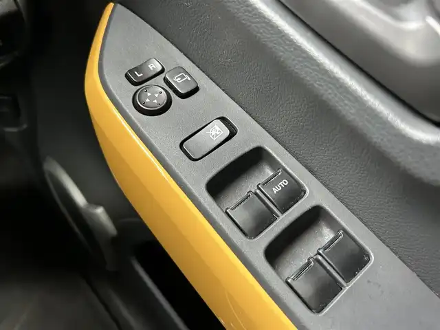 スズキ ハスラー X ターボ 新潟県 2017(平29)年 10.2万km アクティブイエロー/ブラック2トーンルーフ 純正ナビ【フルセグTV/FM・AM/BT】/アラウンドビューモニター/アイドリングストップ/衝突軽減/前後ドライブレコーダー/ETC/USB/DN席シートヒーター/純正アルミホイール/ステアリングスイッチ/オートライト/フォグランプ/スマートキー/スペアキー/プッシュスタート/横滑り防止