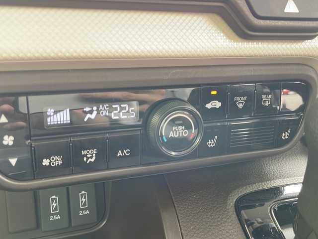 ホンダ Ｎ ＢＯＸ L 高知県 2022(令4)年 3.7万km クリスタルブラックパール フルセグナビ　（MDV-D709BT）/【Ｂｌｕｅｔｏｏｔｈ　ＴＶ　ＤＶＤ　ＣＤ　】/３６０度ドラレコ機能付デジタルインナーミラー　/片側パワースライドドア/前席シートヒーター　/ETC/レーンキープアシスト　/衝突被害軽減システム　/追従走行機能付きクルーズコントロール/コーナーセンサー/リアロールサンシェード/純正ホイールキャップ/保証書