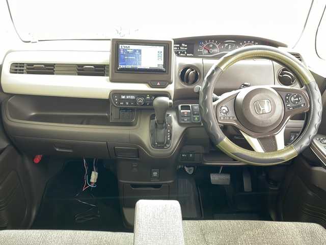 ホンダ Ｎ ＢＯＸ L 高知県 2022(令4)年 3.7万km クリスタルブラックパール フルセグナビ　（MDV-D709BT）/【Ｂｌｕｅｔｏｏｔｈ　ＴＶ　ＤＶＤ　ＣＤ　】/３６０度ドラレコ機能付デジタルインナーミラー　/片側パワースライドドア/前席シートヒーター　/ETC/レーンキープアシスト　/衝突被害軽減システム　/追従走行機能付きクルーズコントロール/コーナーセンサー/リアロールサンシェード/純正ホイールキャップ/保証書