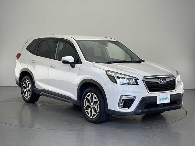 スバル フォレスター ツーリング 長野県 2018(平30)年 3.7万km クリスタルホワイトP 4WD/純正メモリナビ/Bluetooth／CD／DVD/AM／FM/フルセグTV/バックカメラ／左サイド/ETC/アルパイン後席モニター/デジタルインナーミラー/ドライブレコーダー/横滑り防止装置/衝突被害軽減システム/レーンキープアシスト/前席シートヒーター/前席パワーシート/ステアリングスイッチ/ステアリングヒーター/パドルシフト/純正17インチAW装着/純正フロアマット/ドアバイザー/前後コーナーセンサー/LEDヘッドライト/スマートキー