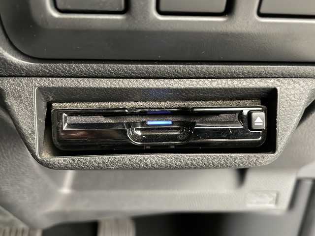 スバル フォレスター ツーリング 長野県 2018(平30)年 3.7万km クリスタルホワイトP 4WD/純正メモリナビ/Bluetooth／CD／DVD/AM／FM/フルセグTV/バックカメラ／左サイド/ETC/アルパイン後席モニター/デジタルインナーミラー/ドライブレコーダー/横滑り防止装置/衝突被害軽減システム/レーンキープアシスト/前席シートヒーター/前席パワーシート/ステアリングスイッチ/ステアリングヒーター/パドルシフト/純正17インチAW装着/純正フロアマット/ドアバイザー/前後コーナーセンサー/LEDヘッドライト/スマートキー