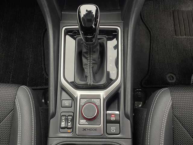 スバル フォレスター ツーリング 長野県 2018(平30)年 3.7万km クリスタルホワイトP 4WD/純正メモリナビ/Bluetooth／CD／DVD/AM／FM/フルセグTV/バックカメラ／左サイド/ETC/アルパイン後席モニター/デジタルインナーミラー/ドライブレコーダー/横滑り防止装置/衝突被害軽減システム/レーンキープアシスト/前席シートヒーター/前席パワーシート/ステアリングスイッチ/ステアリングヒーター/パドルシフト/純正17インチAW装着/純正フロアマット/ドアバイザー/前後コーナーセンサー/LEDヘッドライト/スマートキー