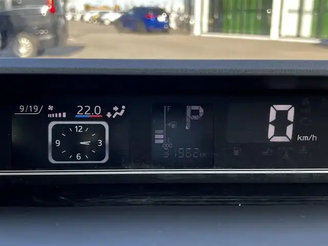 ダイハツ タント X セレクション 道央・札幌 2020(令2)年 3.2万km ブラックマイカメタリック ４WD/純正ディーラーOPナビ/AM/FM/BT/SD/ DVD/フルセグ/フリップダウンモニター/衝突被害軽減ブレーキ/横滑り防止装置/レーンキープアシスト/コーナーセンサー/バックカメラ/ビルトインETC/ドライブレコーダー/アイドリングストップ/両側パワースライドドア/前席シートヒーター/ステアリングリモコン/プッシュスタート/スマートキー/LEDヘッドライト/オートライト/オートマチックハイビーム/ヘッドライトレベライザー/電動格納ミラー/純正フロアマット/ドアバイザー/スペアキー/純正エンジンスターター