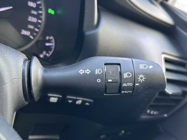 レクサス ＮＸ 300 スパイス&シック 京都府 2021(令3)年 5.9万km ソニッククォーツ ワンオーナー/純正ナビ/・BT Audio/フルセグTV/CD/DVD/クルーズコントロール/バックカメラ/サイドカメラ/ビルトインETC2.0/前後ドラレコ/シートヒーター/エアシート/メモリー機能付きパワーシート/クリアランスソナー/プリクラッシュセーフティ/ステアリングスイッチ/ステアリングヒーター/パドルシフト/オートライト/オートハイビーム/保証書＆取説