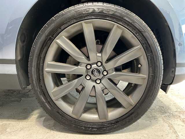 ランドローバー レンジローバーヴェラール Rダイナミック SE 180PS 宮城県 2018(平30)年 5.7万km 青 4WD/サンルーフ/メリディアンオーディオ/衝突軽減システム/追従機能付きクルーズコントロール/レーンキープアシスト/前後コーナーセンサー/ブラインドスポットモニター/純正ナビ/・全方位カメラ/・Bluetooth/HDMI/USB/・フルセグTV/ヘッドアップディスプレイ/ダウンヒルアシストコントロール/電動リアゲート/ドライブレコーダー/レーダー探知機/プッシュスタート/ステアリングヒーター/ハーフレザーシート/エアーシート（運転席/助手席）/シートヒーター（運転席/助手席）/シートメモリー（運転席）/LEDヘッドライト/オートマチックハイビーム/オートライト/純正アルミホイール/純正フロアマット