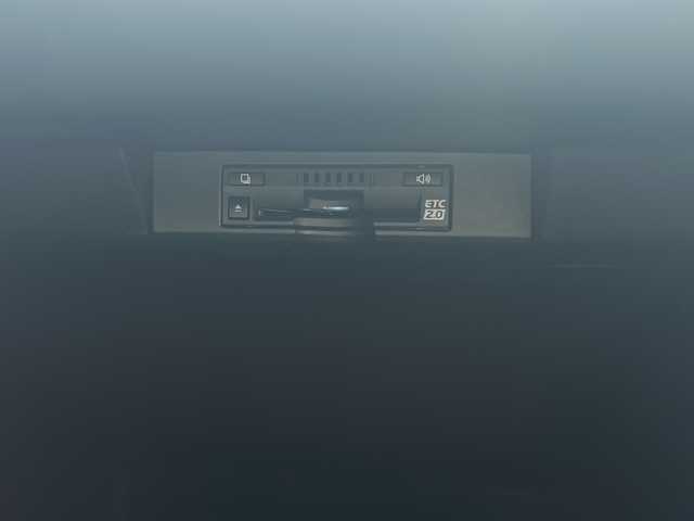 レクサス ＮＸ 300h Iパッケージ 沖縄県 2018(平30)年 6.9万km グラファイトブラックガラスフレーク 純正ナビ・TV・Bluetooth・CD・DVD/バックカメラ/ETC/シートヒーター/パワーシート/シートメモリー/パワーバックドア/コーナーセンサー/LEDヘッドライト/オートライト/衝突軽減システム/BSM/レーンキープアシスト/電子サイドブレーキ/ハンドルヒーター/クルーズコントロール