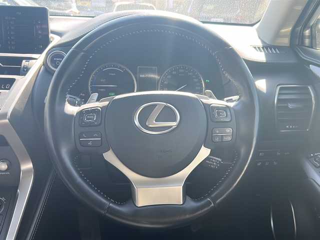 レクサス ＮＸ 300h Iパッケージ 沖縄県 2018(平30)年 6.9万km グラファイトブラックガラスフレーク 純正ナビ・TV・Bluetooth・CD・DVD/バックカメラ/ETC/シートヒーター/パワーシート/シートメモリー/パワーバックドア/コーナーセンサー/LEDヘッドライト/オートライト/衝突軽減システム/BSM/レーンキープアシスト/電子サイドブレーキ/ハンドルヒーター/クルーズコントロール