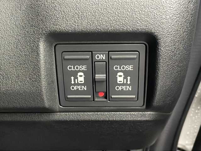 ホンダ Ｎ ＢＯＸ カスタム ターボ 三重県 2024(令6)年 2万km プラチナホワイトパール 禁煙/純正ナビ/バックカメラ/前後ドラレコ/ETC/ハーフレザーシート/シートヒーター/両側パワースライドドア/USB.タイプC給電/LEDオートライト/レーンキープアシスト/レーダークルーズコントロール/プリクラッシュ/革巻きステア/ステアリングスイッチ/コーナーセンサー/電動格納ウィンカーミラー/保証書/取扱説明書