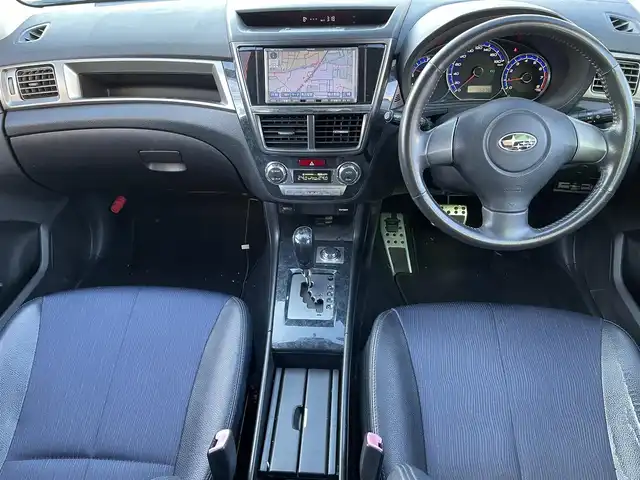 スバル エクシーガ 2．0GT 宮城県 2009(平21)年 13.5万km サテンホワイトパール /純正HDDナビ//CD/DVD/フルセグテレビ//社外フリップダウンモニターバックカメラ//ETC//リモコンキー//社外アルミスタッドレスタイヤ積込