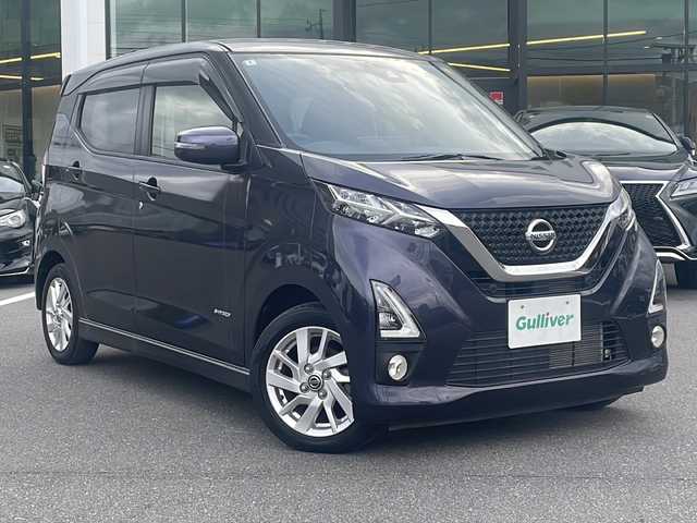 日産 デイズ ハイウェイスターX 長野県 2019(令1)年 1.4万km プレミアムパープルP 純正9型SDナビ【MM319D-L)/(TV/Bluetooth/CD/DVD/SD/iPod/AUX/USB)/全方位カメラ/純正連動ドライブレコーダー【DJ4-D】/インテリジェントLI（車線逸脱防止支援）/スマートシンプルハイブリッド/ETC2.0/前後コーナーセンサー/ステアリングスイッチ/サイドエアロパーツ/純正アルミホイール/社外フロアマット/オートライト/オートハイビーム/横滑り防止機能/ABS/盗難防止装置/サイドエアバッグ/プッシュスタート/スマートキー/スペアキー1本/パワーウインドウ/パワーステアリング/ドアバイザー/フォグランプ