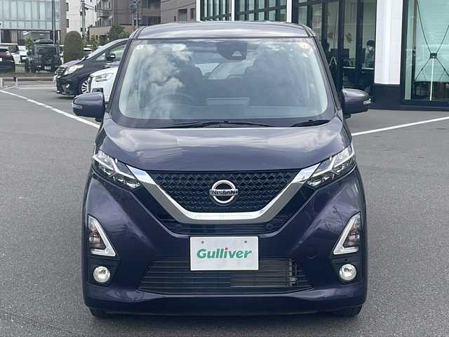 日産 デイズ ハイウェイスターX 長野県 2019(令1)年 1.4万km プレミアムパープルP 純正9型SDナビ【MM319D-L)/(TV/Bluetooth/CD/DVD/SD/iPod/AUX/USB)/全方位カメラ/純正連動ドライブレコーダー【DJ4-D】/インテリジェントLI（車線逸脱防止支援）/スマートシンプルハイブリッド/ETC2.0/前後コーナーセンサー/ステアリングスイッチ/サイドエアロパーツ/純正アルミホイール/社外フロアマット/オートライト/オートハイビーム/横滑り防止機能/ABS/盗難防止装置/サイドエアバッグ/プッシュスタート/スマートキー/スペアキー1本/パワーウインドウ/パワーステアリング/ドアバイザー/フォグランプ