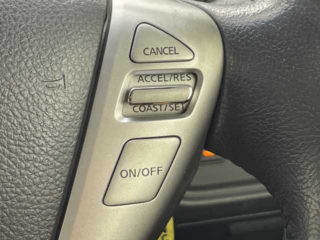 日産 セレナ ハイウェイS S HV Aセーフ 愛知県 2015(平27)年 9.8万km ダイヤモンドブラック 純正8インチナビMM514D-L/CD DVD BT SD フルセグＴＶ　FM AM　/純正フリップダウンモニター　/エマージェンシーブレーキ/アラウンドビューモニター　/ＥＴＣ　/両側パワースライドドア　/クルーズコントロール　/ＬＥＤオートヘッドライト　/レーンキープアシスト/コーナーセンサー　/電動格納ウインカーミラー/ロールサンシェード/シートバックテーブル/純正フロアマット/純正ドアバイザー/スマートキー/スペアキー