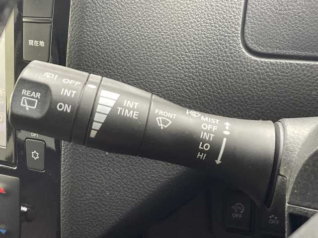 日産 セレナ ハイウェイS S HV Aセーフ 愛知県 2015(平27)年 9.8万km ダイヤモンドブラック 純正8インチナビMM514D-L/CD DVD BT SD フルセグＴＶ　FM AM　/純正フリップダウンモニター　/エマージェンシーブレーキ/アラウンドビューモニター　/ＥＴＣ　/両側パワースライドドア　/クルーズコントロール　/ＬＥＤオートヘッドライト　/レーンキープアシスト/コーナーセンサー　/電動格納ウインカーミラー/ロールサンシェード/シートバックテーブル/純正フロアマット/純正ドアバイザー/スマートキー/スペアキー