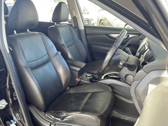 日産 エクストレイル 20X 愛知県 2018(平30)年 11.1万km ダイヤモンドブラック 社外メモリナビ/【フルセグ・DVD再生可・CD・Bluetooth】/バックカメラ/アラウンドビューカメラ/プロパイロット/パワーバックドア/ドライブレコーダー/４WD/横滑り防止機能/ETC/アイドリングストップ/プッシュスタート/スマートキー/スペアキーあり/新車保証書/取扱説明書