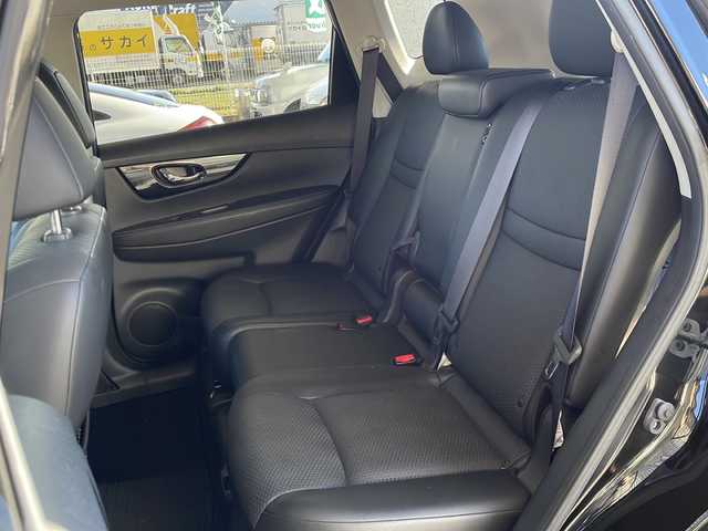 日産 エクストレイル 20X 愛知県 2018(平30)年 11.1万km ダイヤモンドブラック 社外メモリナビ/【フルセグ・DVD再生可・CD・Bluetooth】/バックカメラ/アラウンドビューカメラ/プロパイロット/パワーバックドア/ドライブレコーダー/４WD/横滑り防止機能/ETC/アイドリングストップ/プッシュスタート/スマートキー/スペアキーあり/新車保証書/取扱説明書