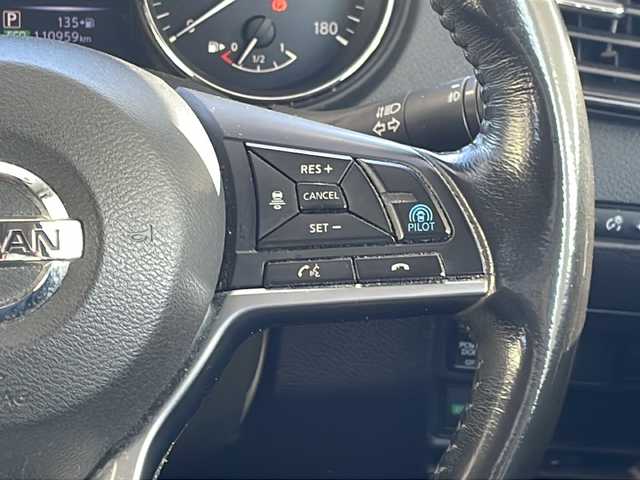 日産 エクストレイル 20X 愛知県 2018(平30)年 11.1万km ダイヤモンドブラック (株)IDOMが運営する【じしゃロン名古屋鳴海店】の自社ローン対象車両になります。こちらは現金ご利用時の価格です。自社ローンご希望の方は別途その旨お申付け下さい。/社外メモリナビ/【フルセグ・DVD再生可・CD・Bluetooth】/バックカメラ/アラウンドビューカメラ/プロパイロット/パワーバックドア/ドライブレコーダー/４WD/横滑り防止機能/ETC/アイドリングストップ/プッシュスタート/スマートキー/スペアキーあり/新車保証書/取扱説明書