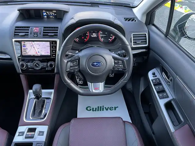 スバル レヴォーグ 1．6STIスポーツアイサイト 千葉県 2016(平28)年 5.2万km ダークグレーメタリック STiエアロ(F/S/R)/専用レザーシート/アイサイトVer3/・衝突軽減ブレーキ/・レーンキープアシスト/・後退速度リミッター/・先行車発進お知らせ機能/・アダプティブクルーズコントロール/アドバンスドセイフティーパッケージ/・スバルリヤビークルディテクション/・サイドビューモニター/・ハイビームアシスト/・アイサイトアシストモニター/純正SDナビ【CN-LR720D】/・CD/DVD/MSV/Bluetooth/フルセグTV/バックカメラ/前席パワーシート/前席シートヒーター/スマートキー/コーナーセンサー/パドルシフト/純正18インチアルミホイール/純正LEDヘッドライト/フォグランプ/ETC/本革巻きステアリング/サイド＆カーテンエアバッグ/新車時保証書＆取扱説明書